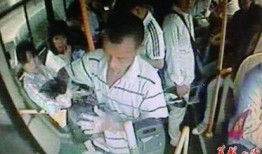 纵火案大妈爆料图片视频,纵火案现场惊心动魄，视频图片揭示惊人真相